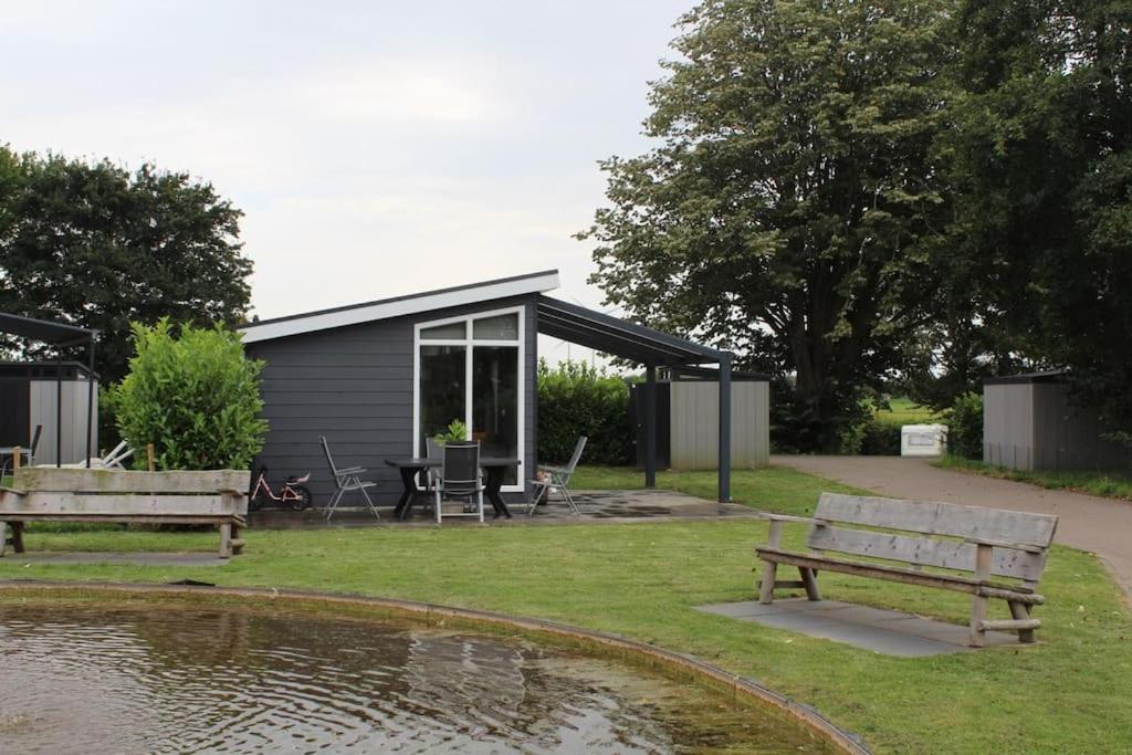 Vakantiehuis Met Vijverzicht Lathum エクステリア 写真