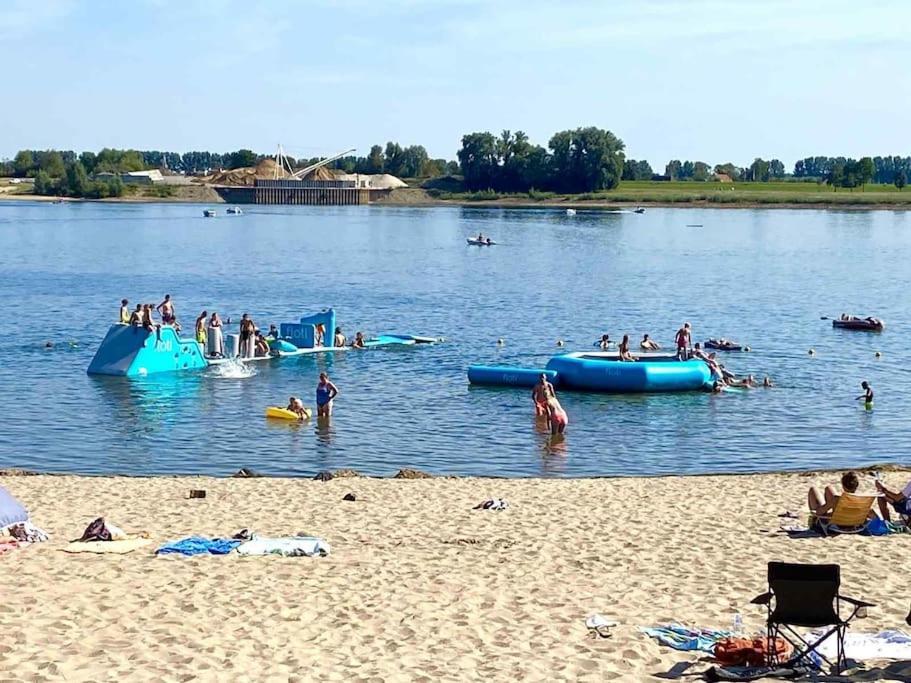 Vakantiehuis Met Vijverzicht Lathum エクステリア 写真