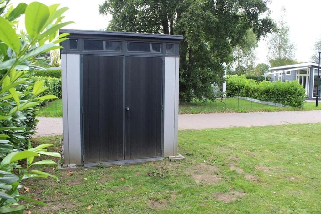Vakantiehuis Met Vijverzicht Lathum エクステリア 写真