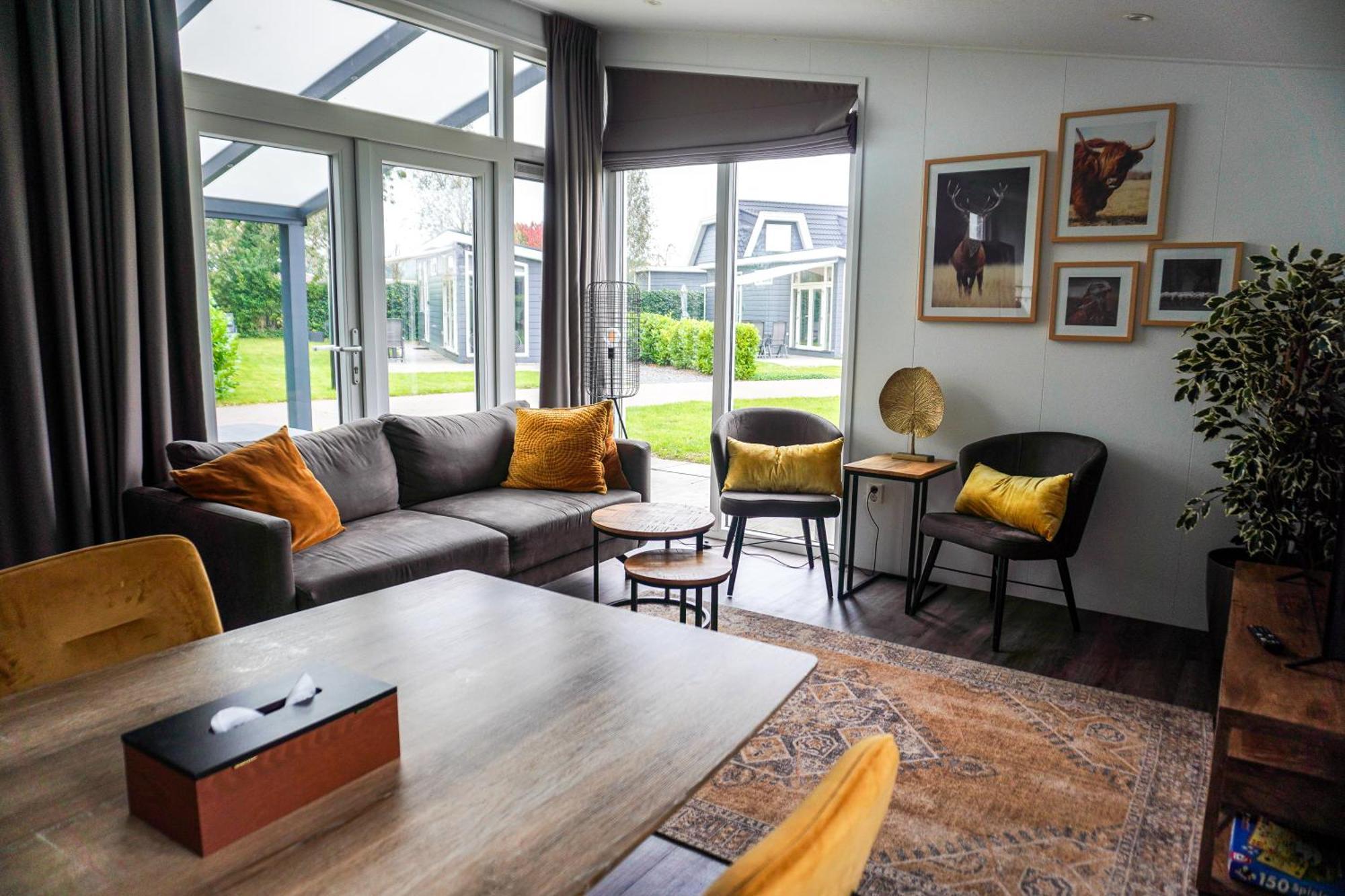 Vakantiehuis Met Vijverzicht Lathum エクステリア 写真
