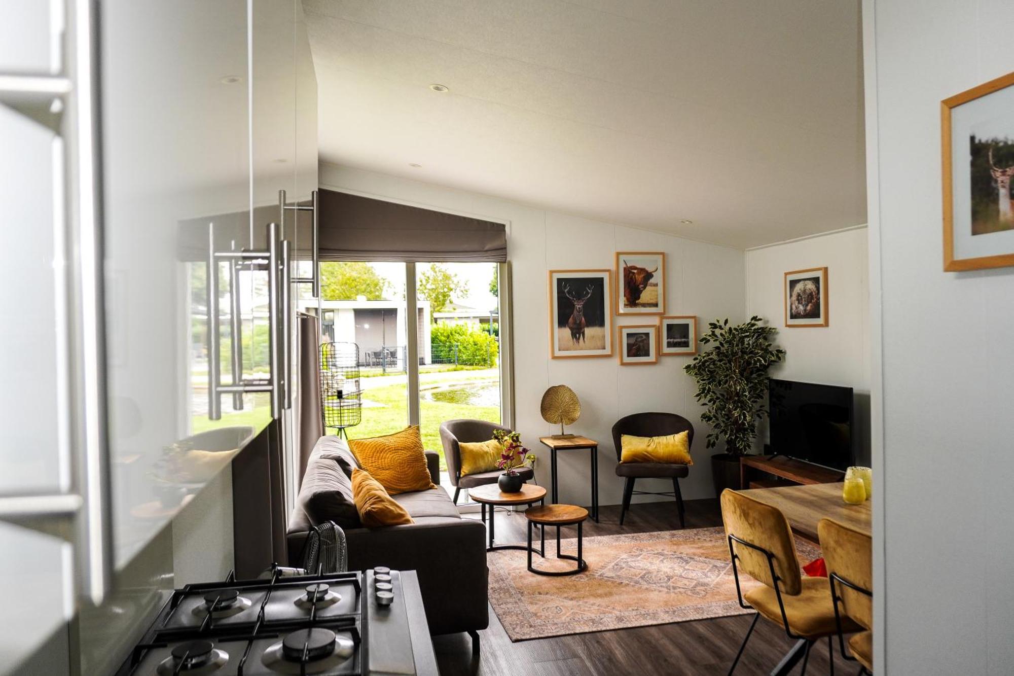 Vakantiehuis Met Vijverzicht Lathum エクステリア 写真